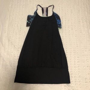 Lululemon No Limits Tank Top 2-in-1 layered Size 4
